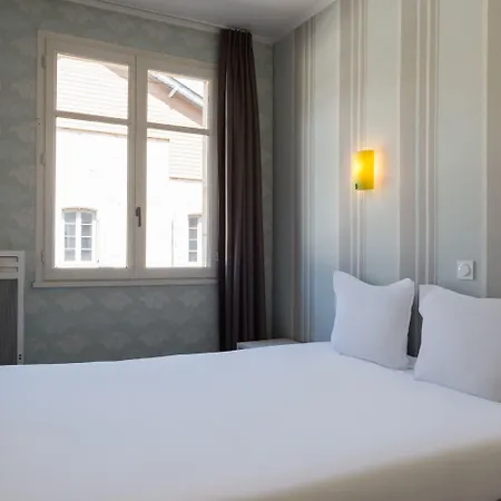 Hotel The Originals Access, Figeac