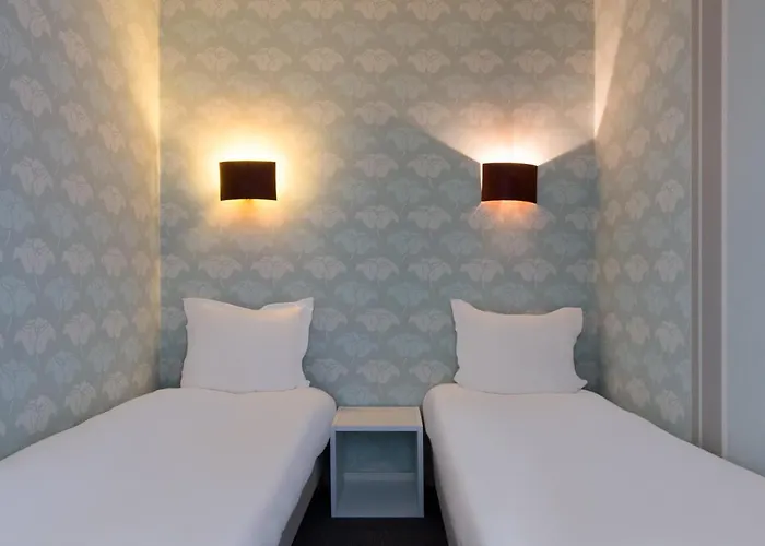 The Originals Access, Szálloda 2*