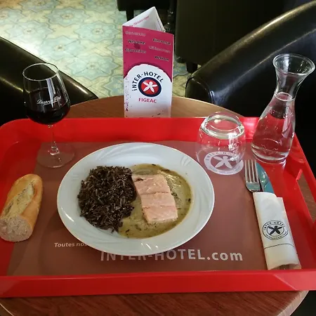 The Originals Access, 酒店