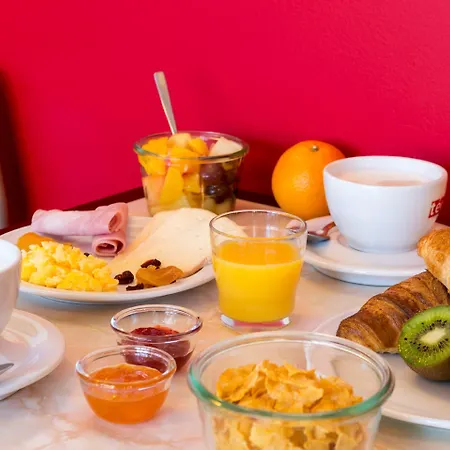 酒店 The Originals Access, 菲雅克