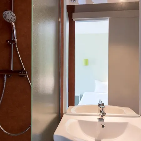 The Originals Access, 2* 菲雅克